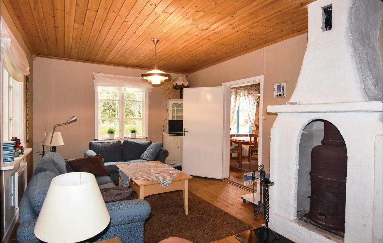 2 Bedroom Stunning Home In Molkom Sutterhojden Luaran gambar